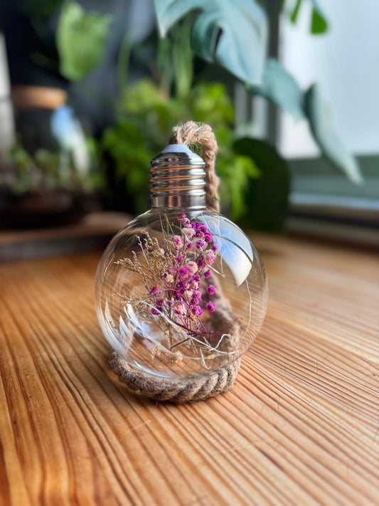 Bombilla Decorativa con Flores Secas